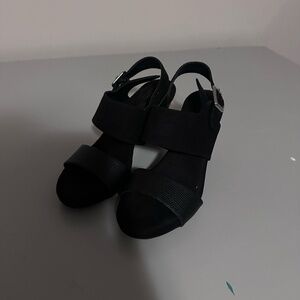 Contemporary Black Platform Sandal Heels with Ankle Strap